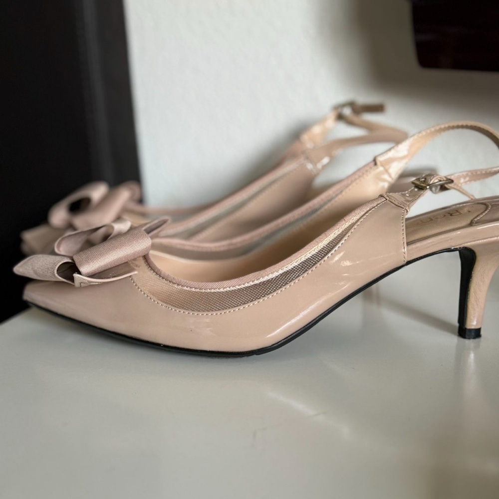 J.Renee Tan Slingback Heels with Bow Detail - Picture 4 of 7